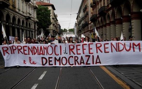 Manifestazione pro Referendum anticaccia Torino 2012